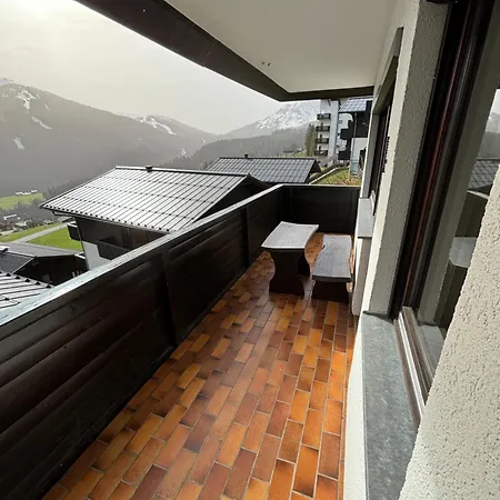 Modernes Mit Panoramablick Und Skibus アパート