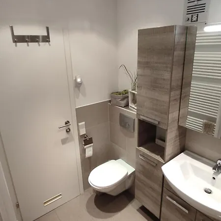 Modernes In Traumkulisse Auf 1200 M Appartement *